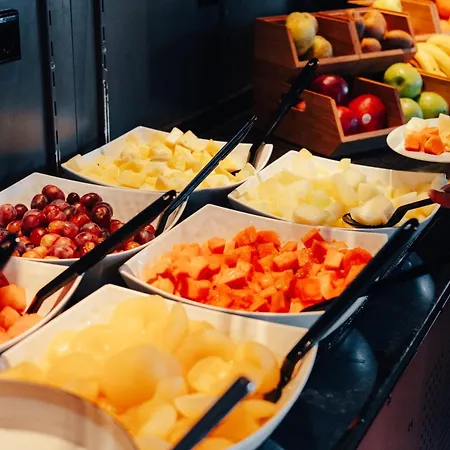Star Inn Lisbon Airport-2